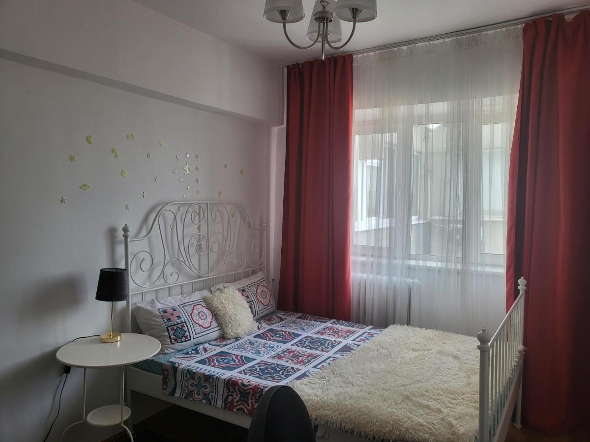 Apartament Cu 3 Camere Chiar In Inima Capitalei Bucureşti Exterior foto