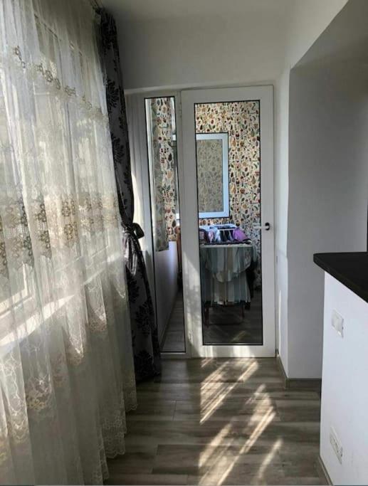 Apartament Cu 3 Camere Chiar In Inima Capitalei Bucureşti Exterior foto