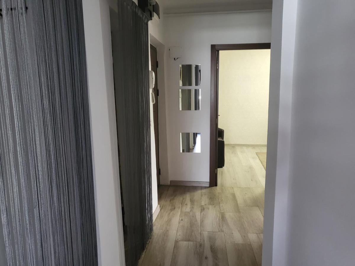 Apartament Cu 3 Camere Chiar In Inima Capitalei Bucureşti Exterior foto
